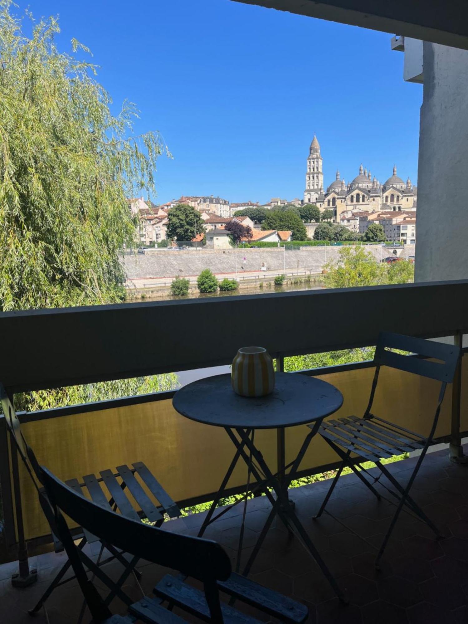 Balcon Sur La Riviere Apartment Perigueux Exterior photo